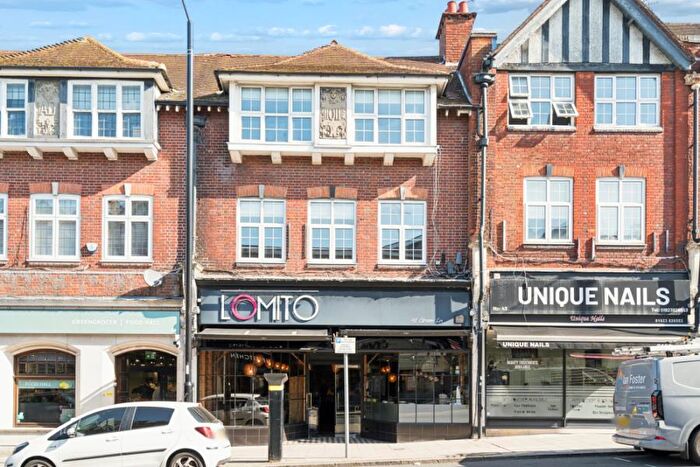 2 Bedroom Apartment To Rent In Green Lane, Northwood, HA6
