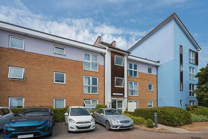 2 Bedroom Apartment For Sale In Olympia Way, Whitstable, CT5