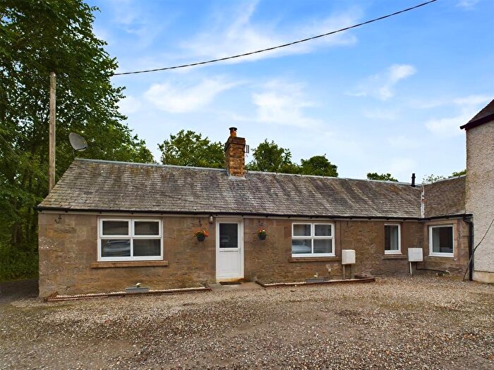 1 Bedroom Semi-Detached Bungalow For Sale In Shepherds Mill, Ruthvenfield, PH1