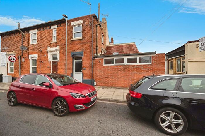 1 Bedroom Flat For Sale In Copnor Road, Portsmouth, PO3