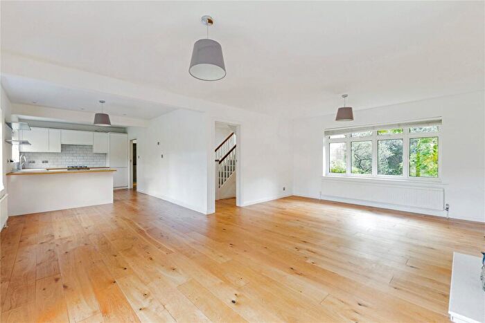 6 Bedroom Detached House To Rent In Conifers, Weybridge, Surrey, KT13