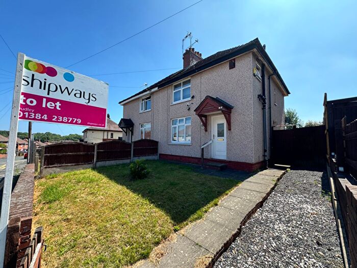 3 Bedroom Property To Rent In Foxglove Road, Dudley, DY1
