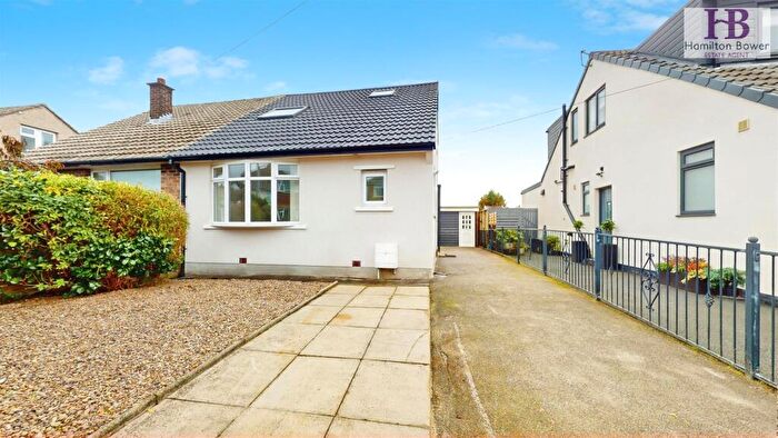 3 Bedroom Semi-Detached House For Sale In Daleson Close, Northowram, Halifax, HX3