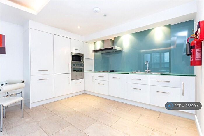 2 Bedroom Flat To Rent In Leman Street, London, E1