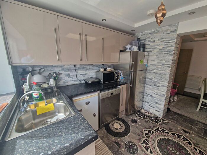1 Bedroom Property To Rent In Tavistock Avenue, St. Albans, AL1