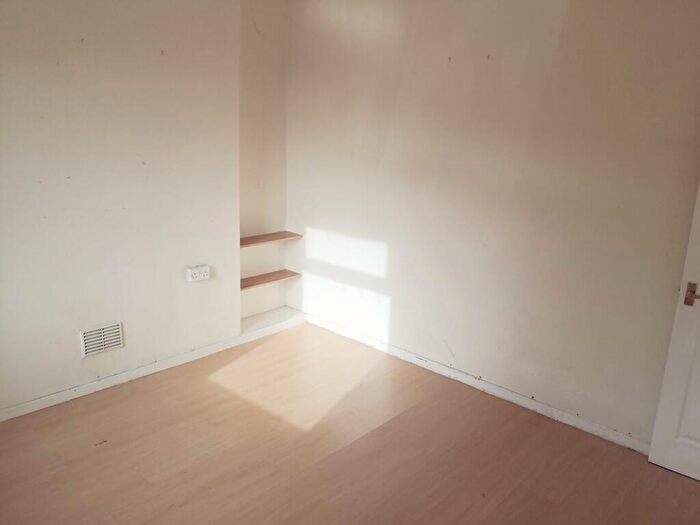 3 Bedroom Terraced House To Rent In Hillside Terrace, Wattstown, Porth, CF39