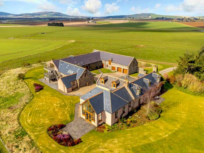 4 Bedroom Detached House For Sale In Old Rayne, Insch, Aberdeenshire, AB52