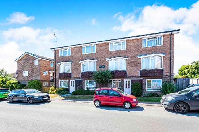 2 Bedroom Maisonette To Rent In Oaklands, Oakhill Road, RH13