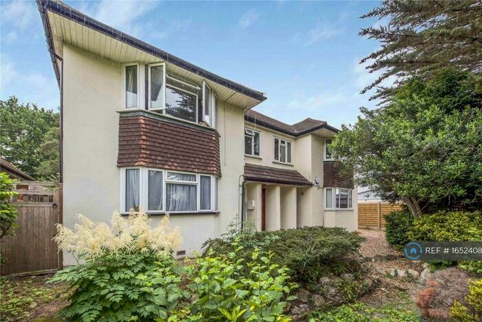 3 Bedroom Maisonette To Rent In Thetford Road, New Malden, KT3