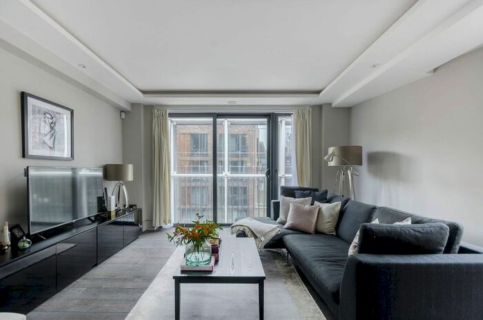 2 Bedroom Flat For Sale In Rogers Street, Bloomsbury, London, WC1N