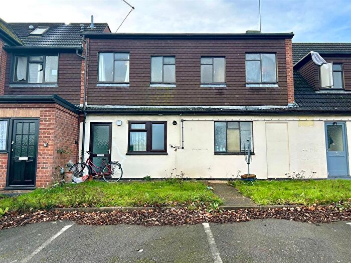 Studio To Rent In Radlett Road, Frogmore, St Albans, AL2