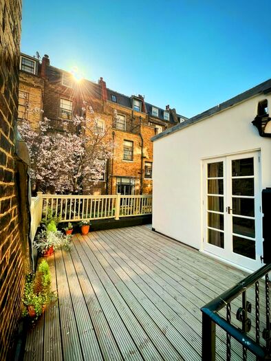 2 Bedroom Flat To Rent In Eccleston Square, London, SW1V