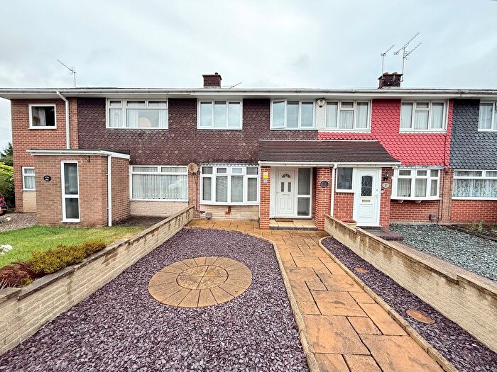 3 Bedroom Property To Rent In Winchester Drive, Burton-On-Trent, DE14