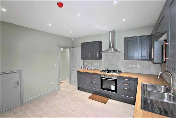 5 Bedroom Terraced House To Rent In Holmfield Road, Coventry, CV2