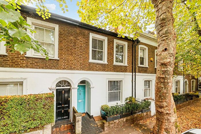2 Bedroom Terraced House To Rent In Paxton Road, London, W4