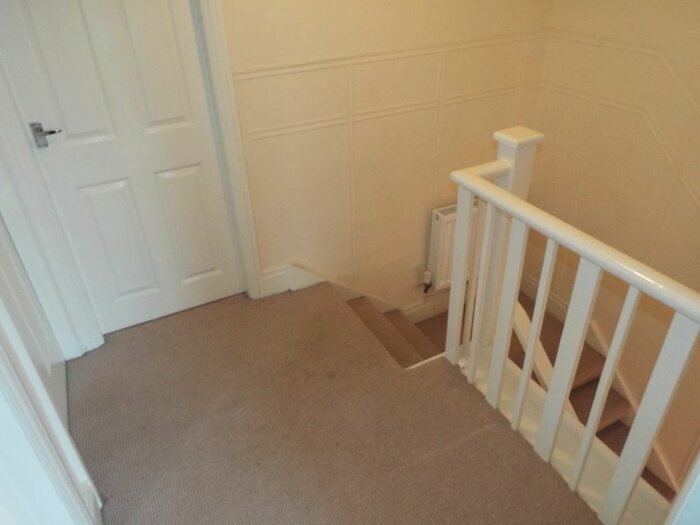 3 Bedroom Flat To Rent In Fern Dene Road, Bensham, Gateshead NE8