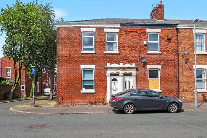 3 Bedroom End Of Terrace House For Sale In Eldon Street, Preston, Lancashire, PR1