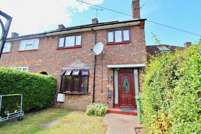3 Bedroom End Of Terrace House To Rent In Melksham Close, Romford, RM3