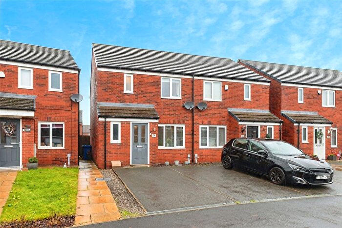 3 Bedroom Semi Detached House For Sale In Halls Close, Radcliffe, Manchester, Greater Manchester, M26