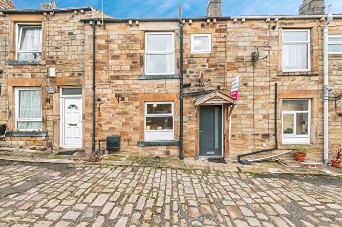2 Bedroom Terraced House For Sale In Beaumont Place, Batley, WF17