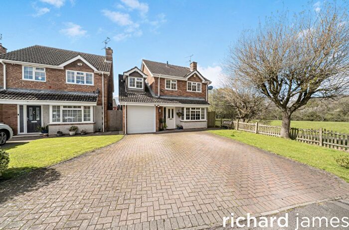 4 Bedroom Detached House For Sale In Grosmont Drive, Toothill, Swindon, SN5