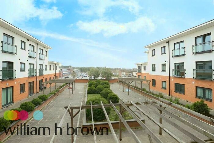 1 Bedroom Property To Rent In Hogg Lane, Grays, RM17