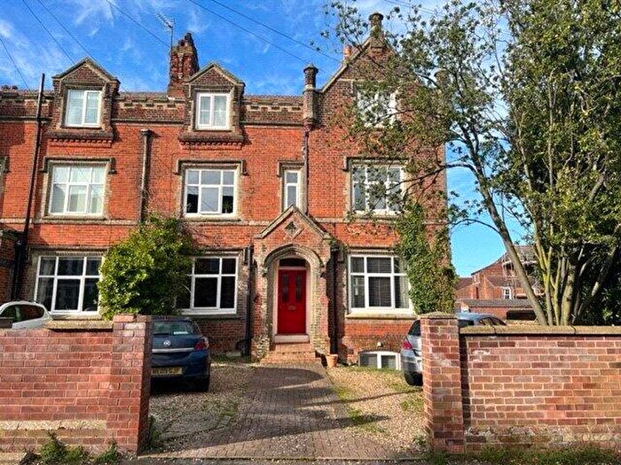 1 Bedroom Flat For Sale In Vicarage Road, Cromer, Norfolk, NR27