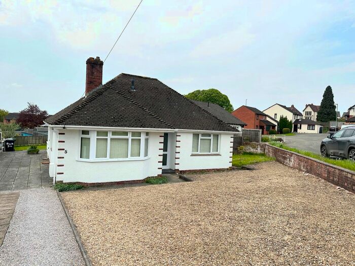 2 Bedroom Bungalow To Rent In Kimberley Close, Lydney, GL15
