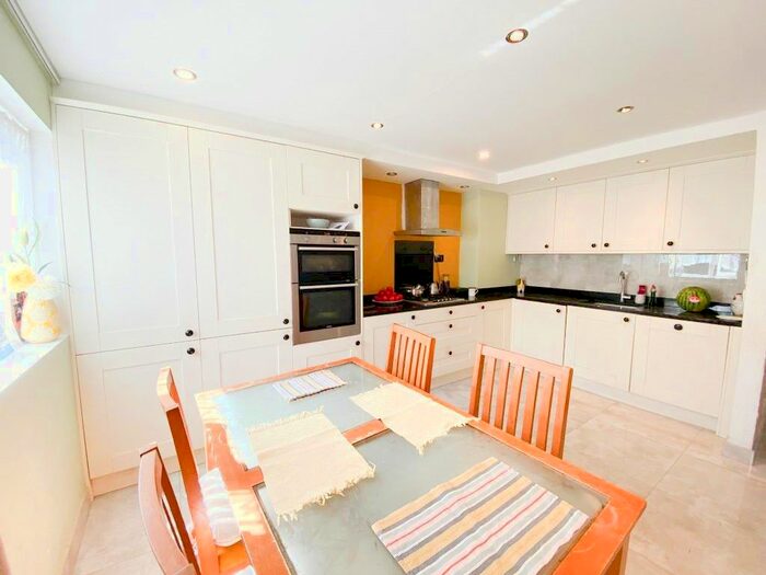 3 Bedroom Terraced House To Rent In Bannister Close, Greenford, UB6