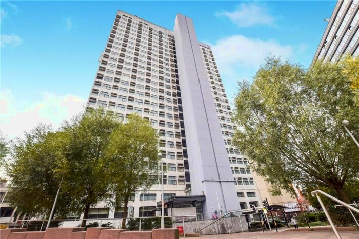 2 Bedroom Flat To Rent In Victoria Bridge Street, Salford, M3
