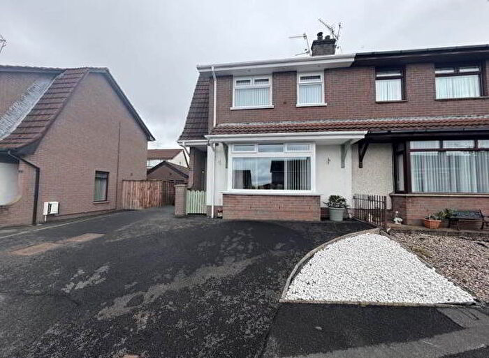 3 Bedroom Semi-Detached House For Sale In Leicester Park, Carrickfergus, BT38