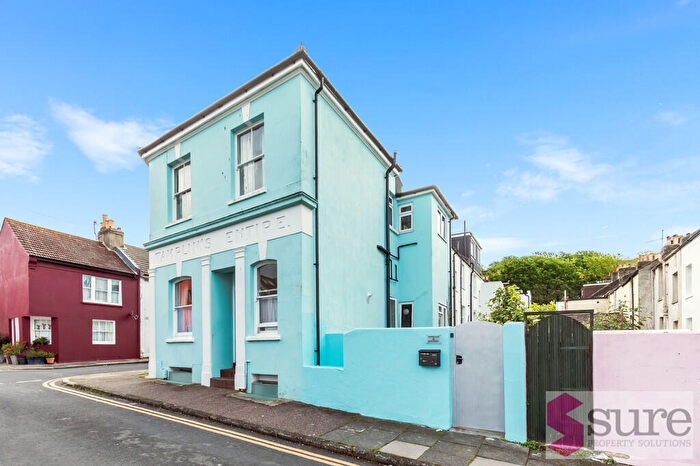1 Bedroom Apartment To Rent In Bute Street, Brighton, BN2