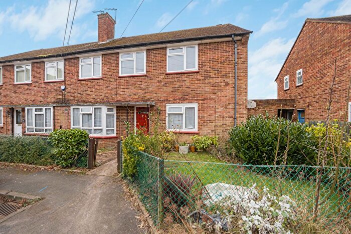2 Bedroom Flat To Rent In Adrian Close, Harefield, UB9