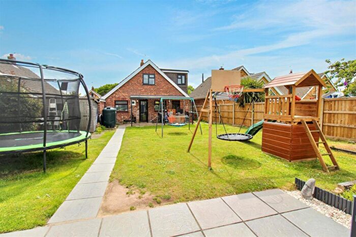 4 Bedroom Detached House For Sale In Mayton Avenue, Frettenham, Norwich, NR12