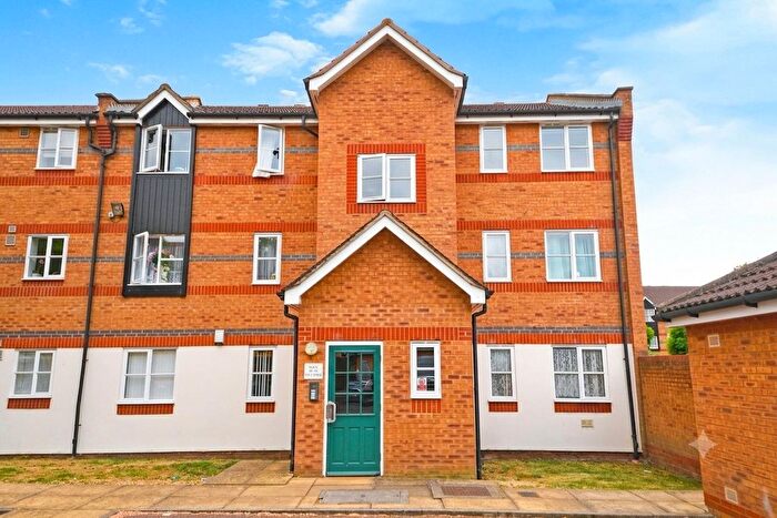 1 Bedroom Flat To Rent In Colt Mews, Enfield, EN3