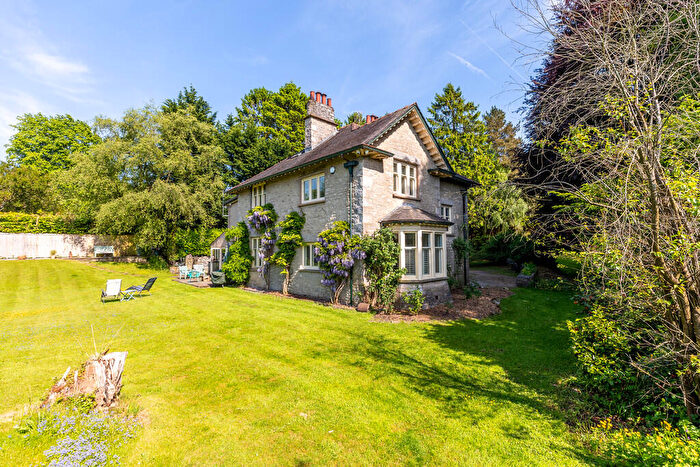 4 Bedroom Detached House For Sale In Sedbergh Road, Kendal, LA9
