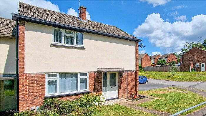 3 Bedroom Semi-Detached House To Rent In Saunders Road, Hillingdon, UB10