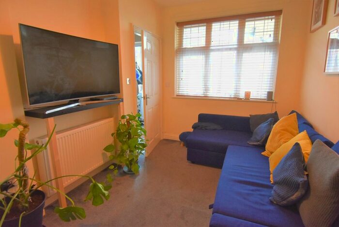 2 Bedroom End Of Terrace House To Rent In Welsford Road, Bristol, BS16