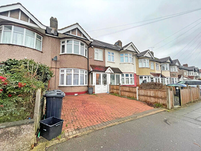 4 Bedroom Terraced House For Sale In Aldborough Road South, Ilford, Essex, IG3