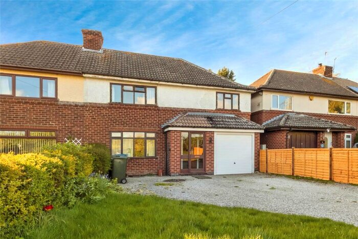 4 Bedroom Semi-Detached House For Sale In Sutton Lane, Granby, Nottinghamshire, NG13