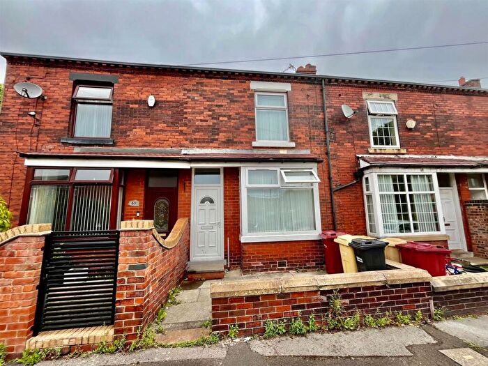 5 Bedroom Terraced House To Rent In Bed House Share Hall Lane, Farnworth, BL4