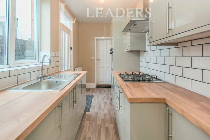 2 Bedroom Terraced House To Rent In Rowheath Road, B30