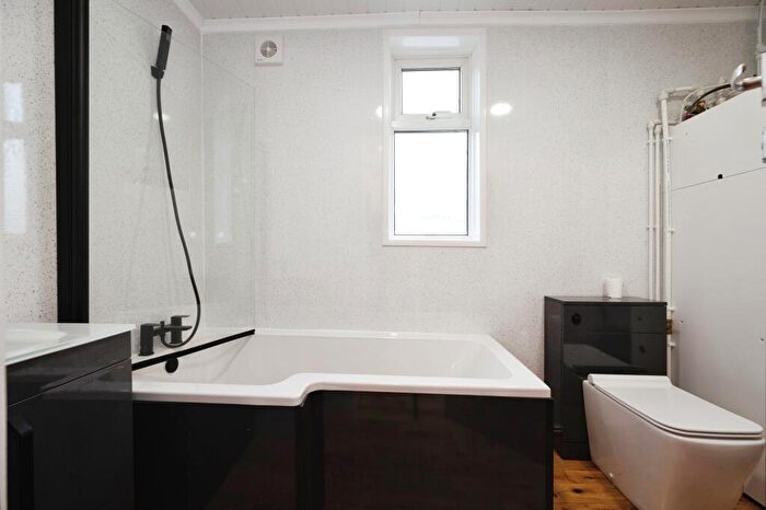 2 Bedroom Detached House For Sale In Sea Front Estate, Hayling Island, Hampshire, PO11