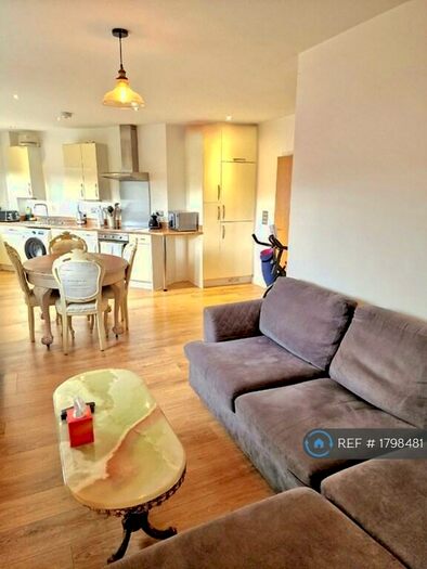 1 Bedroom Flat To Rent In Eastfields Road, Mitcham, CR4