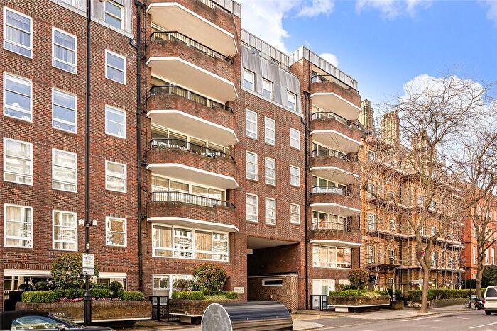 1 Bedroom Flat To Rent In Pier House, Cheyne Walk, London, SW3