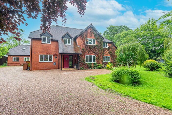 6 Bedroom Detached House For Sale In Meadow Cottage, Benton Green Lane, Berkswell, CV7