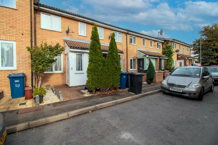 1 Bedroom Terraced House To Rent In Redwood Way, Barnet, EN5