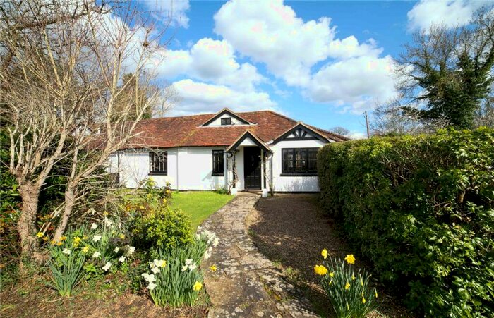 3 Bedroom Bungalow To Rent In Kingswood Cottages, Tag Lane, Hare Hatch, Reading, RG10