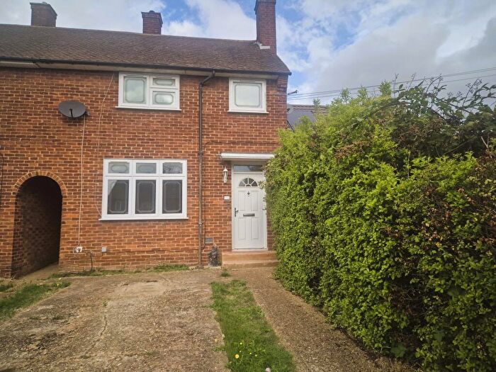 3 Bedroom Terraced House To Rent In Longtown Road, Romford, Havering, RM3