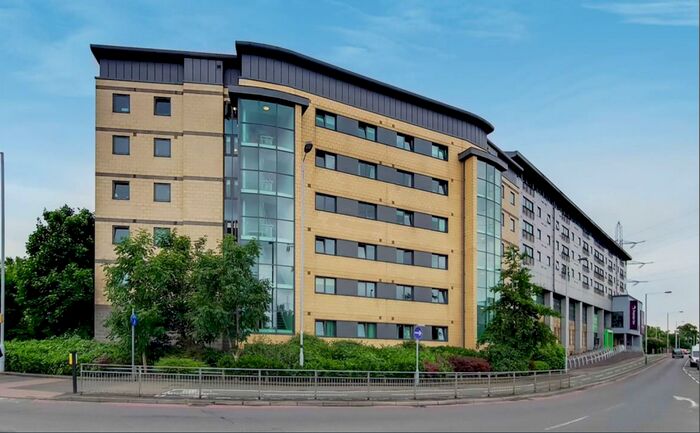 2 Bedroom Flat To Rent In Chapter Way, London, SW19